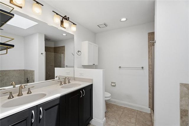 1827 Rockridge Place NE, Atlanta, GA 30324