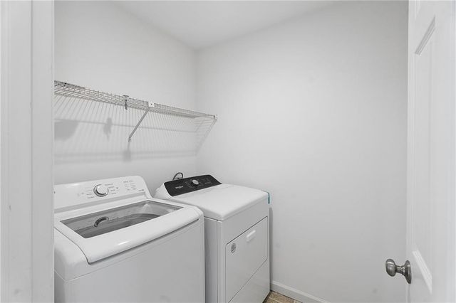 1827 Rockridge Place NE, Atlanta, GA 30324