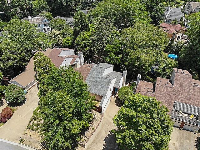 1827 Rockridge Place NE, Atlanta, GA 30324