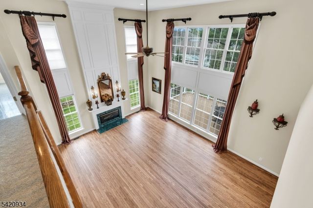 17 Bedford Dr, Bernards Twp., NJ 07920