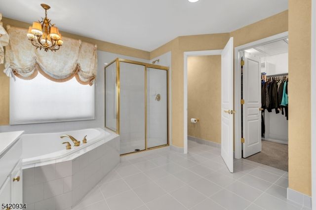 17 Bedford Dr, Bernards Twp., NJ 07920