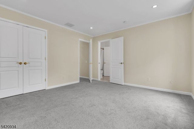 17 Bedford Dr, Bernards Twp., NJ 07920