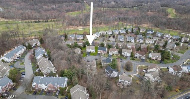17 Bedford Dr, Bernards Twp., NJ 07920