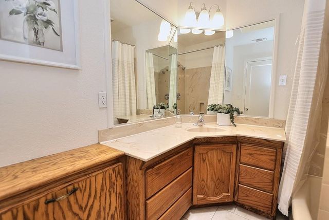 2344 24th Ave, Sacramento, CA 95822