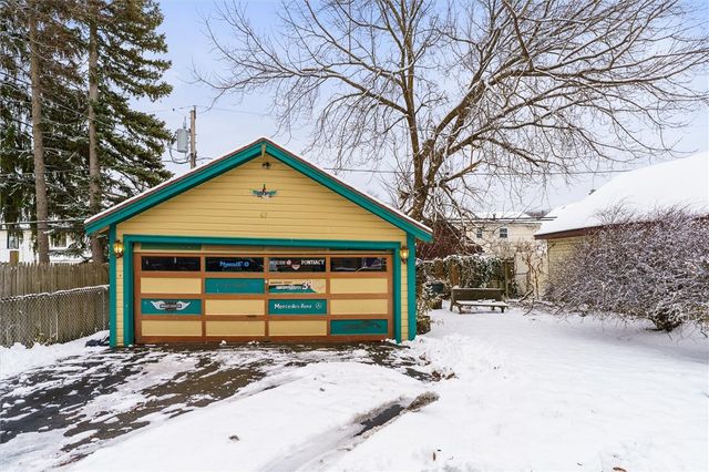 67 Harwick Road, Irondequoit, NY 14609