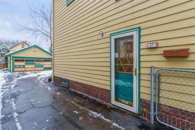 67 Harwick Road, Irondequoit, NY 14609