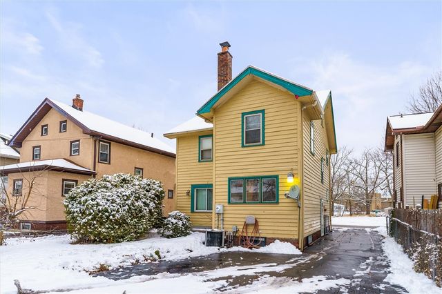 67 Harwick Road, Irondequoit, NY 14609