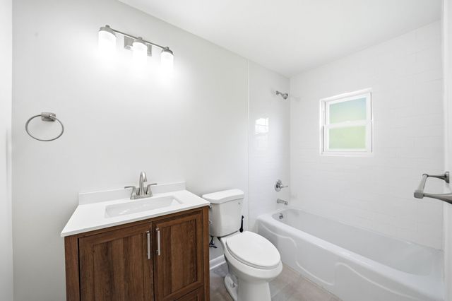 1209 Wilson Ave, Tullahoma, TN 37388
