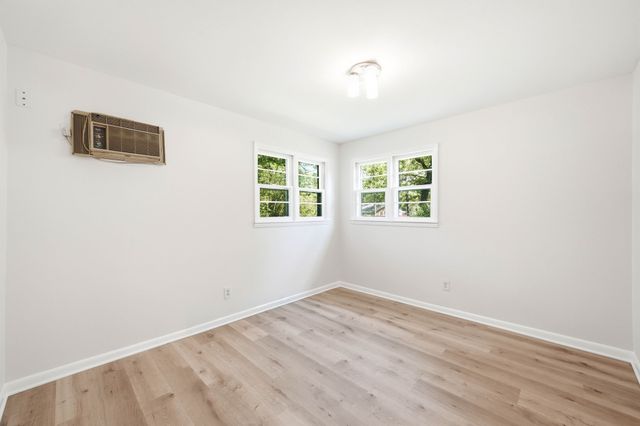 1209 Wilson Ave, Tullahoma, TN 37388