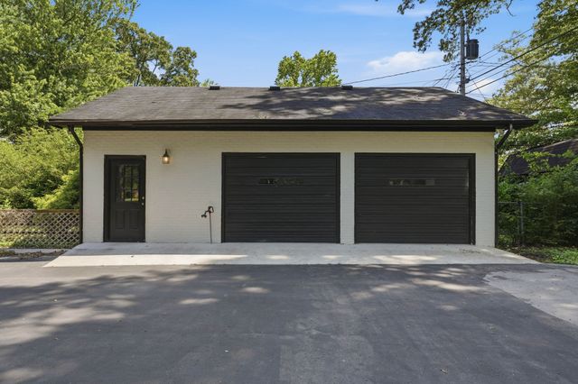 1209 Wilson Ave, Tullahoma, TN 37388