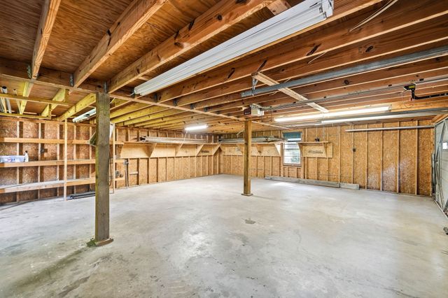 1209 Wilson Ave, Tullahoma, TN 37388