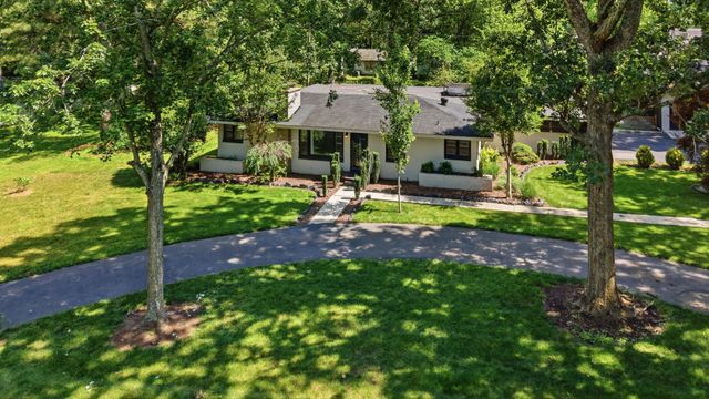 1209 Wilson Ave, Tullahoma, TN 37388