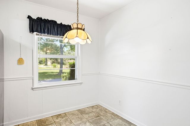 1209 Wilson Ave, Tullahoma, TN 37388