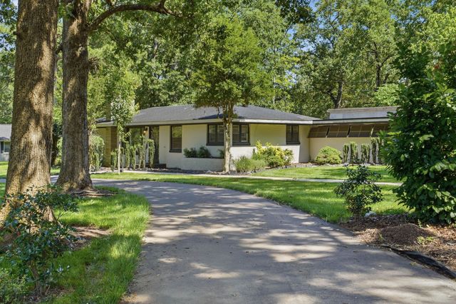 1209 Wilson Ave, Tullahoma, TN 37388