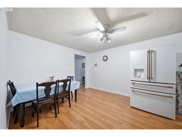 2107 Ne 94TH St, Vancouver, WA 98665