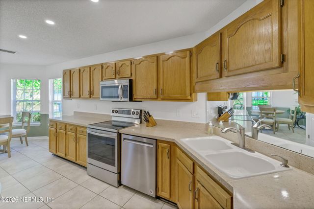 840 PUTTERS GREEN Way N, Jacksonville, FL 32259