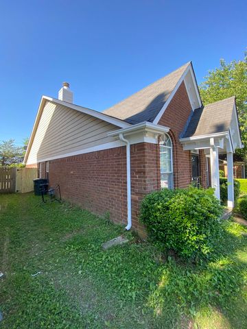 5511 EMERALD HILLS DR, Memphis, TN 38115