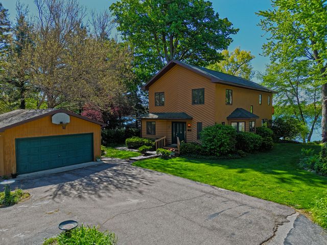 94579 County Road 690, Dowagiac, MI 49047