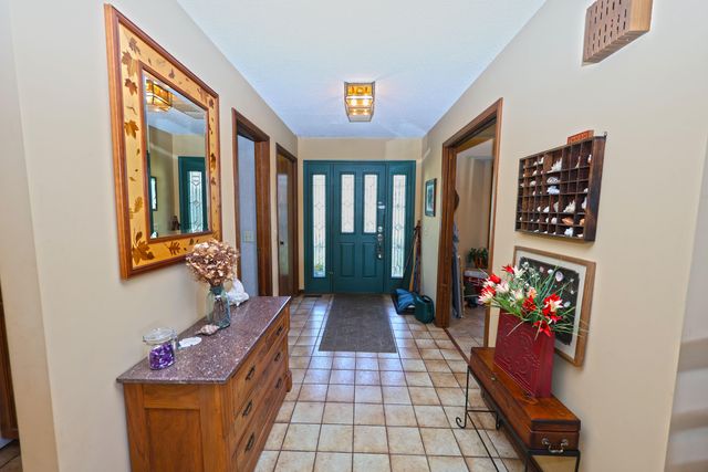 94579 County Road 690, Dowagiac, MI 49047