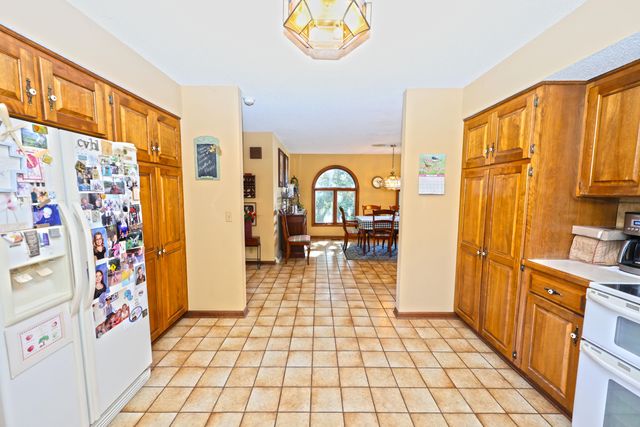 94579 County Road 690, Dowagiac, MI 49047