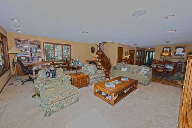 94579 County Road 690, Dowagiac, MI 49047