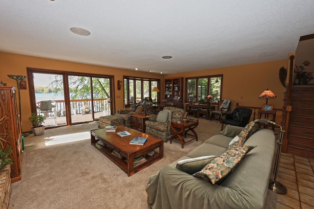 94579 County Road 690, Dowagiac, MI 49047