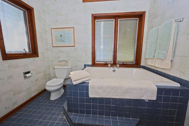 94579 County Road 690, Dowagiac, MI 49047