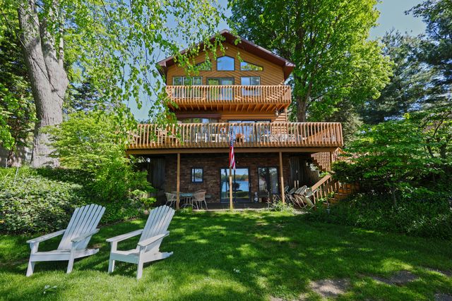 94579 County Road 690, Dowagiac, MI 49047
