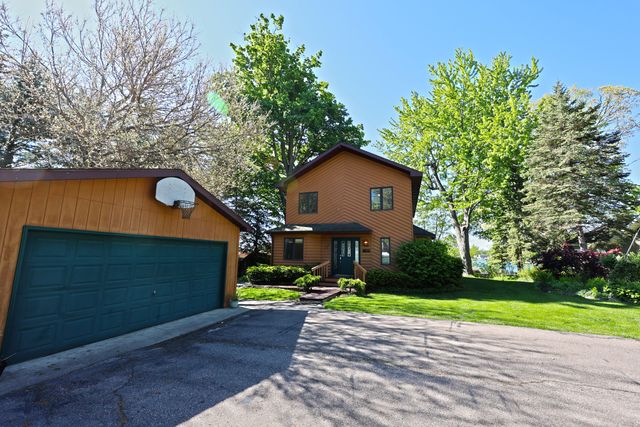 94579 County Road 690, Dowagiac, MI 49047