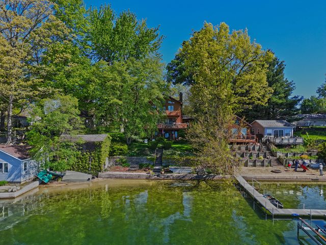94579 County Road 690, Dowagiac, MI 49047