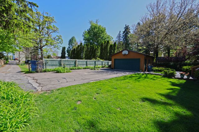 94579 County Road 690, Dowagiac, MI 49047