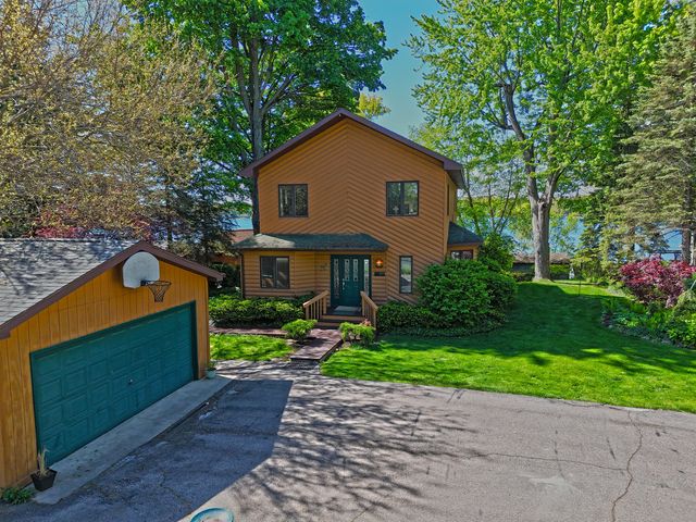 94579 County Road 690, Dowagiac, MI 49047