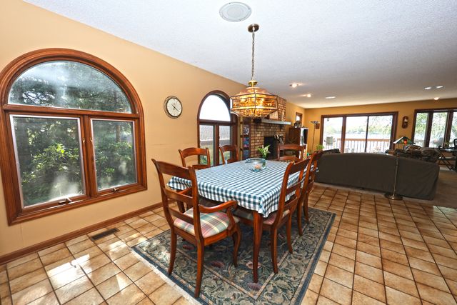 94579 County Road 690, Dowagiac, MI 49047