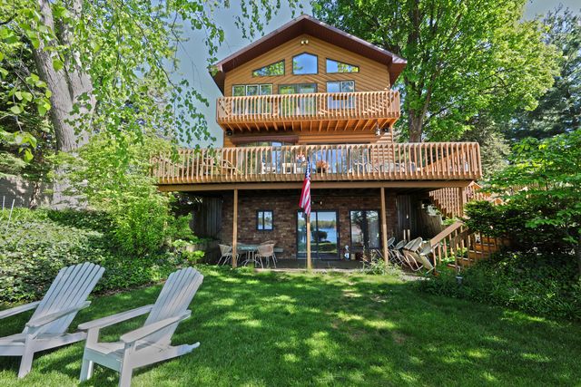 94579 County Road 690, Dowagiac, MI 49047