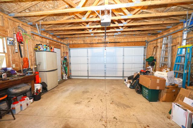 94579 County Road 690, Dowagiac, MI 49047