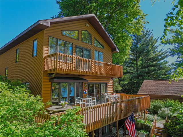 94579 County Road 690, Dowagiac, MI 49047