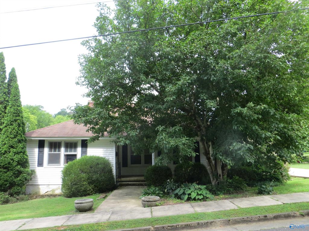 1306 Fowler Avenue, Gadsden, AL 35904
