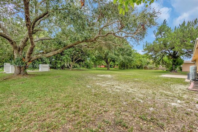 1101 SW Addie St, Port St. Lucie, FL 34983