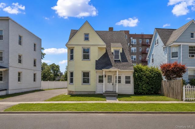 38 Trinity Place, New Rochelle, NY 10805
