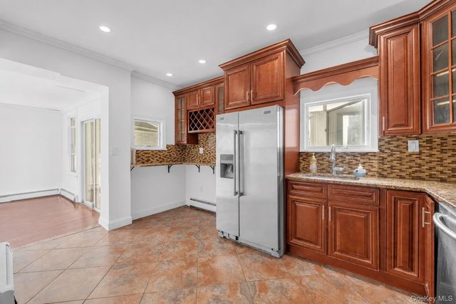 38 Trinity Place, New Rochelle, NY 10805