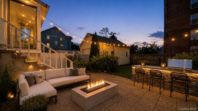 38 Trinity Place, New Rochelle, NY 10805
