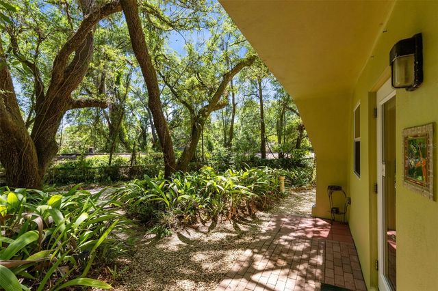 5787 & 5789 N APOPKA VINELAND ROAD, Orlando, FL 32818