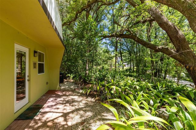 5787 & 5789 N APOPKA VINELAND ROAD, Orlando, FL 32818