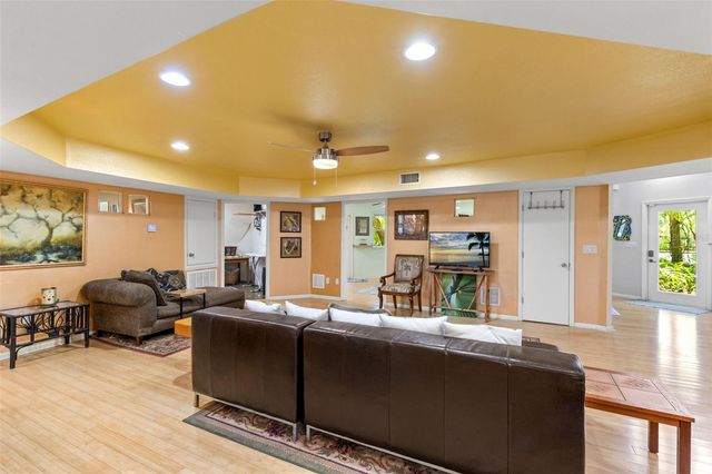 5787 & 5789 N APOPKA VINELAND ROAD, Orlando, FL 32818