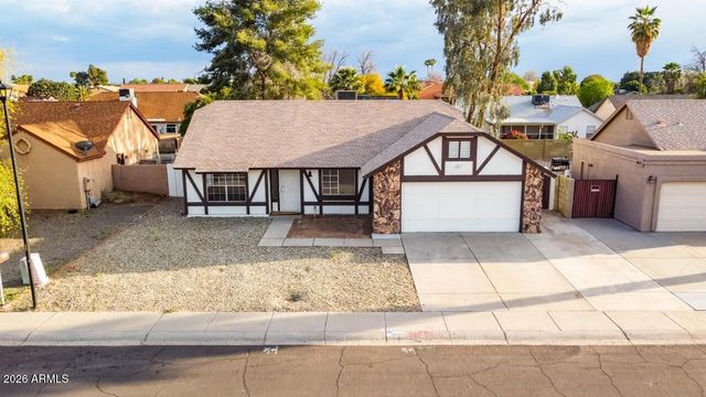 5645 W MESCAL Street, Glendale, AZ 85304
