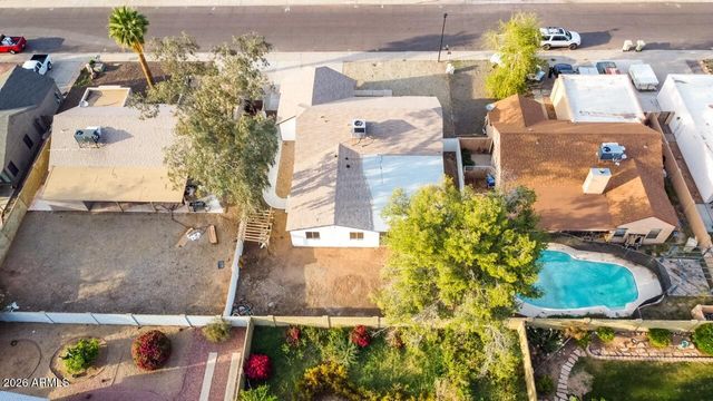 5645 W MESCAL Street, Glendale, AZ 85304