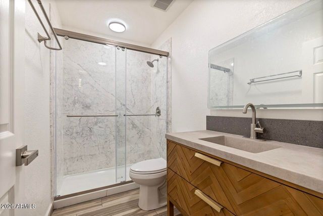 5645 W MESCAL Street, Glendale, AZ 85304