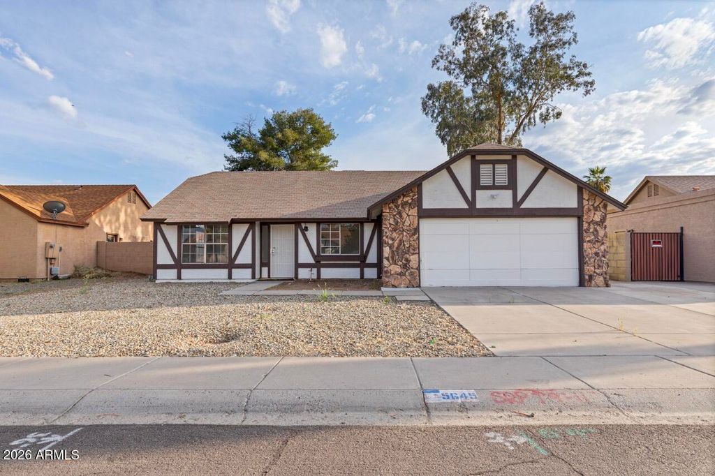 5645 W MESCAL Street, Glendale, AZ 85304 — photo 3