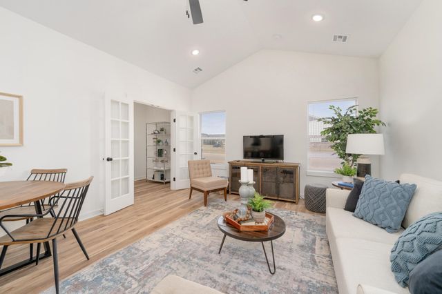 2146 E Elk Ridge Ave, Goddard, KS 67052