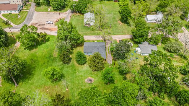 621 Fisher Street, New Waverly, TX 77358